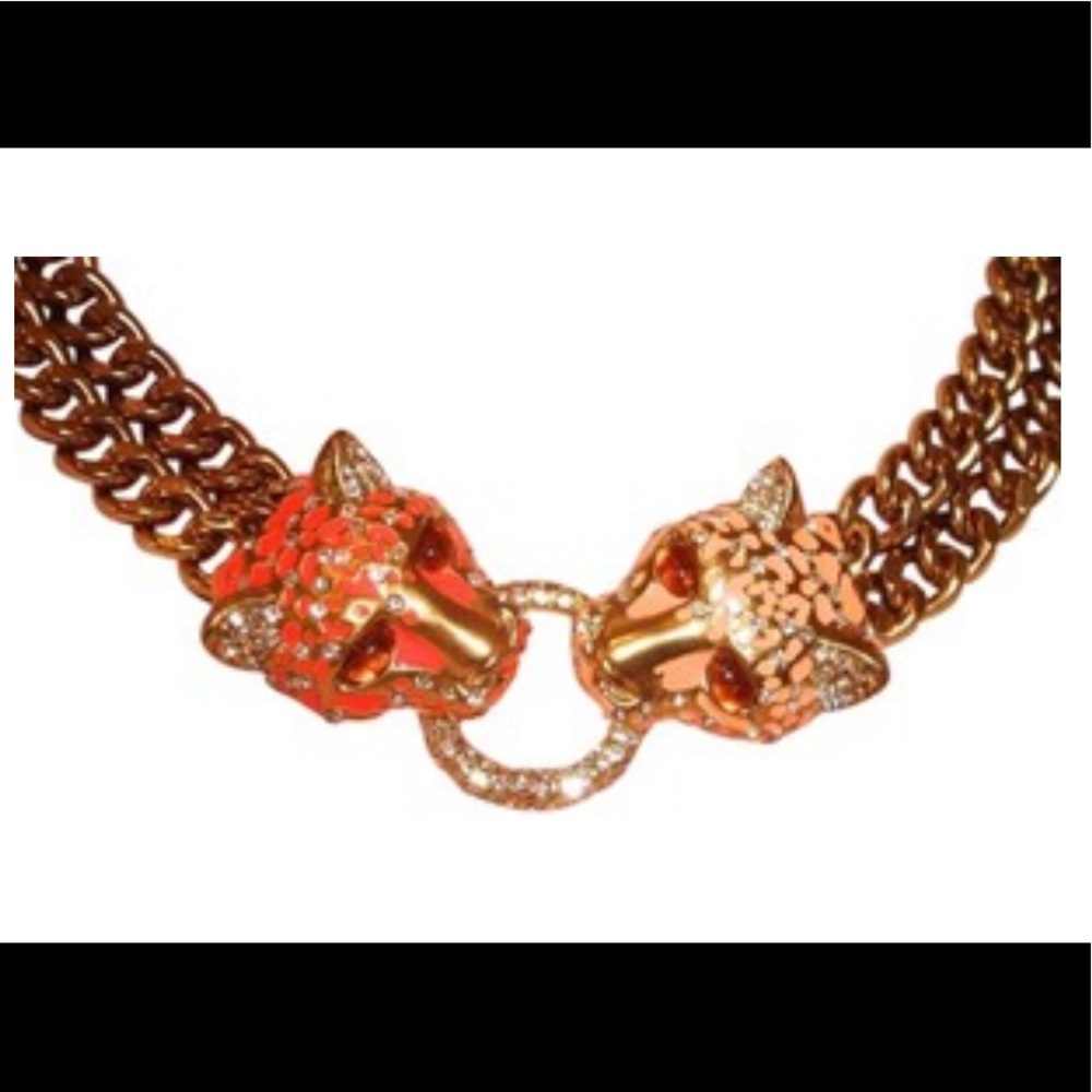 In Search Of: This J.Crew
Gold Leopard Necklace.